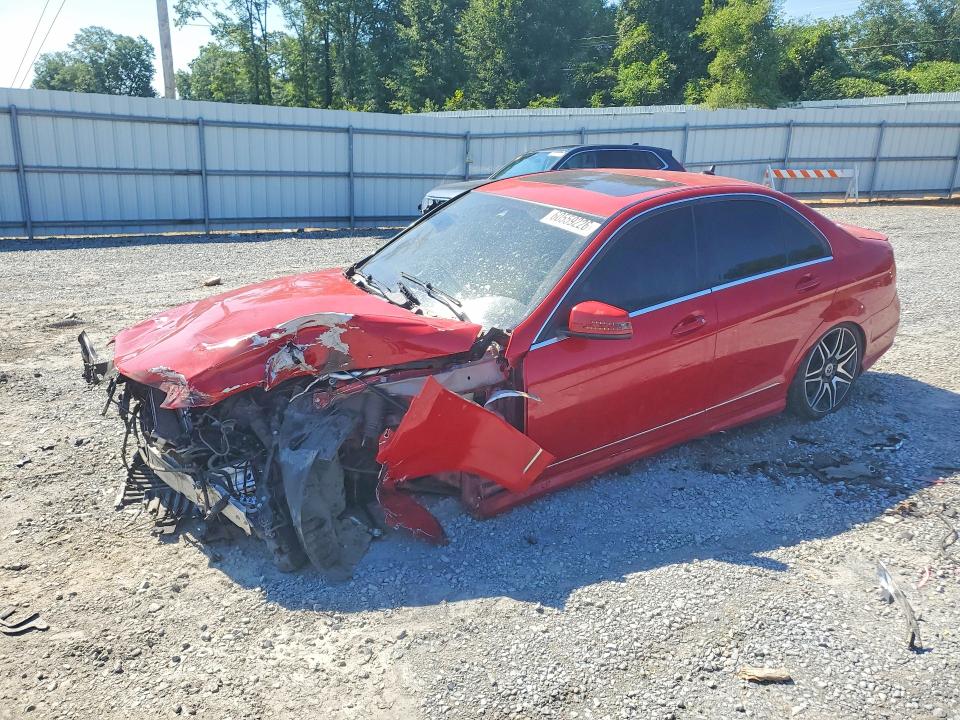 MERCEDES-BENZ C 2013 with VIN WDDGF8AB4DA776391 - Photo from auction