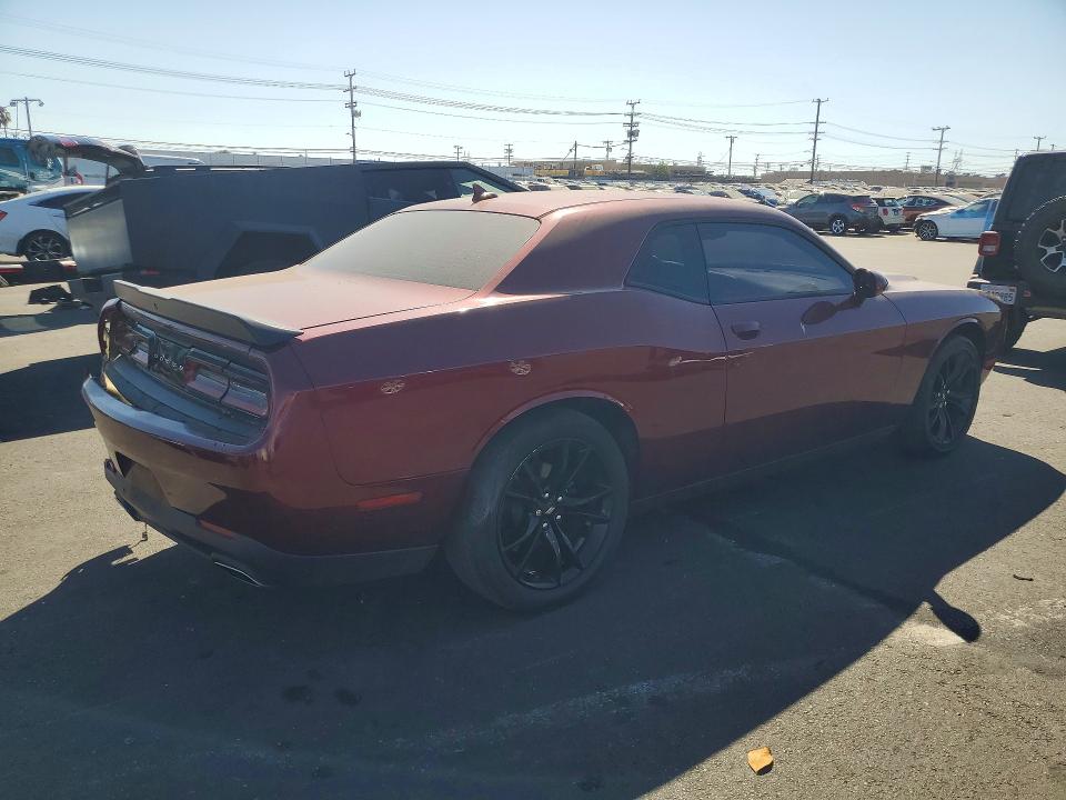 Photo 3 from auction – 2018 DODGE CHALLENGER with VIN 2C3CDZAG6JH280588