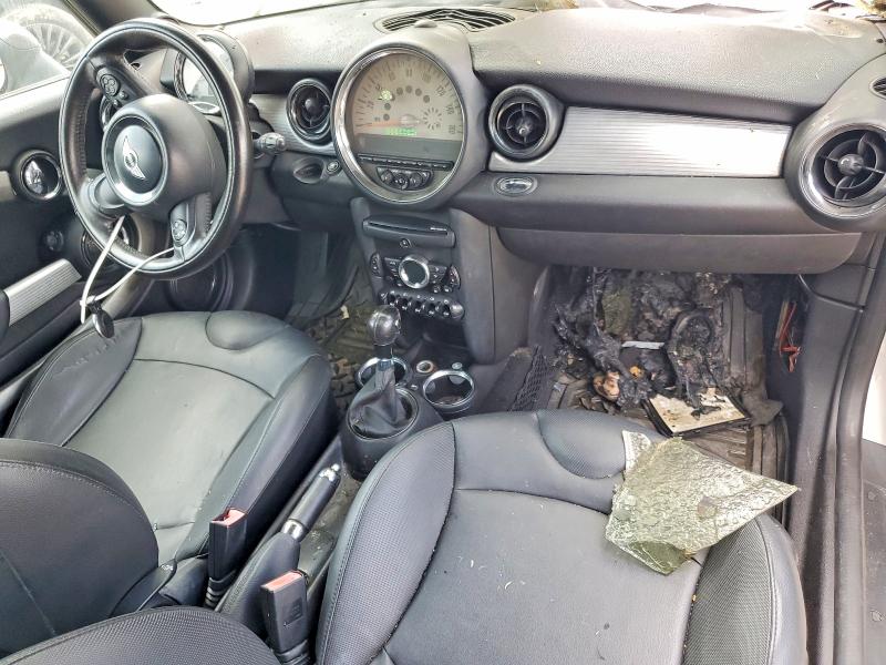 Photo 8 from auction – 2011 MINI COOPER with VIN WMWZF3C5XBT188927