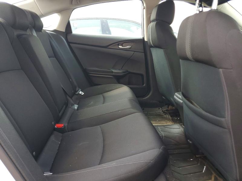 Photo 10 from auction – 2018 HONDA CIVIC with VIN 19XFC2F72JE003444