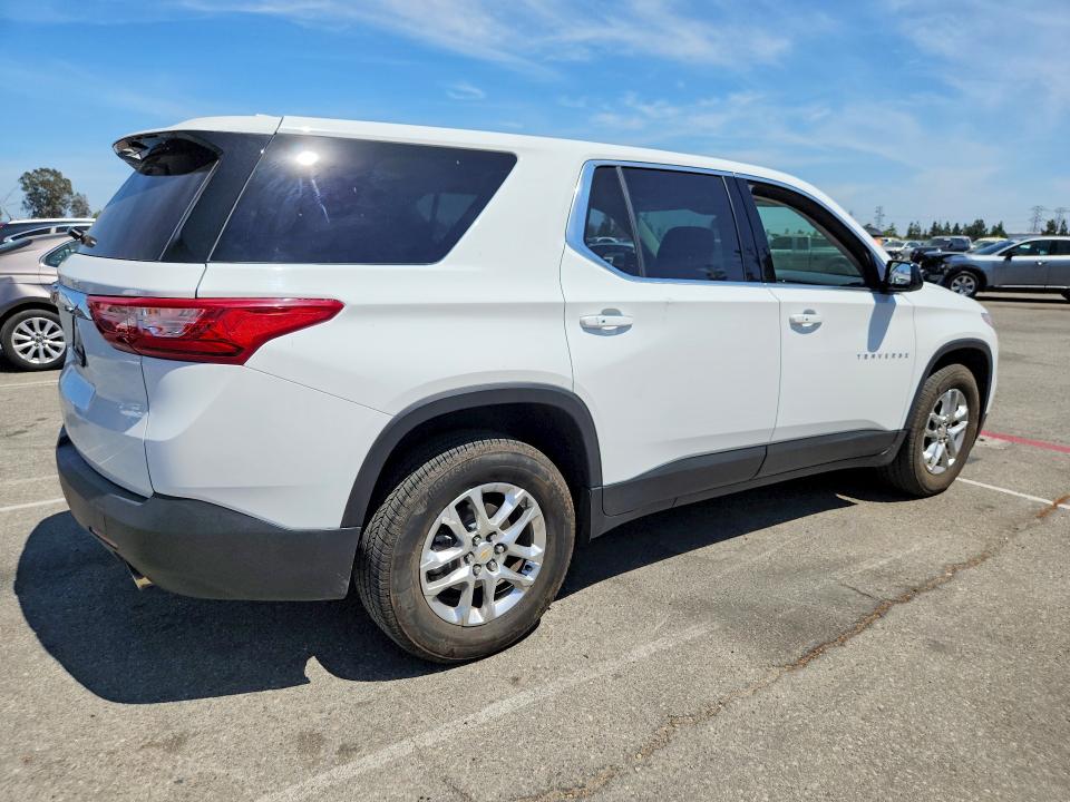 Photo 3 from auction – 2020 CHEVROLET TRAVERSE with VIN 1GNERFKW1LJ290027