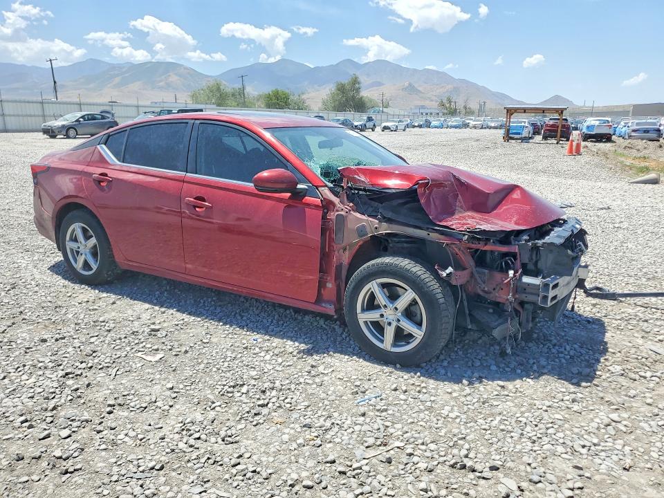 Zdjęcie 4 z aukcji – 2019 NISSAN ALTIMA z VIN 1N4BL4CW8KN324249