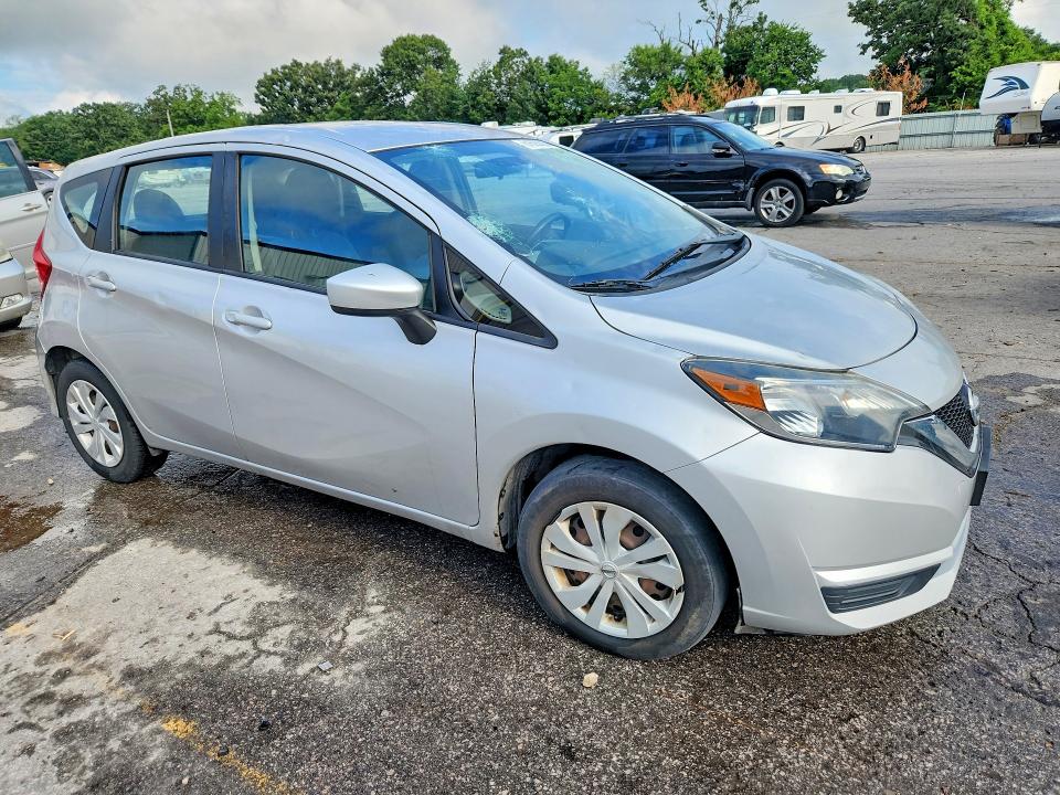 Photo 4 from auction – 2017 NISSAN VERSA NOTE with VIN 3N1CE2CP1HL359703