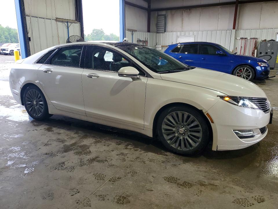 Photo 4 from auction – 2015 LINCOLN MKZ with VIN 3LN6L2JK6FR605755