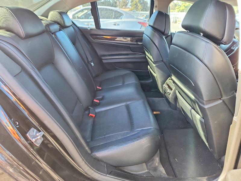 Photo 10 from auction – 2012 BMW 750 with VIN WBAKA8C50CCY37827
