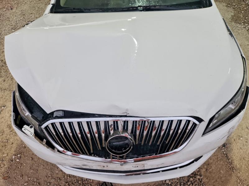 Photo 11 from auction – 2016 BUICK LACROSSE with VIN 1G4GB5G34GF232447