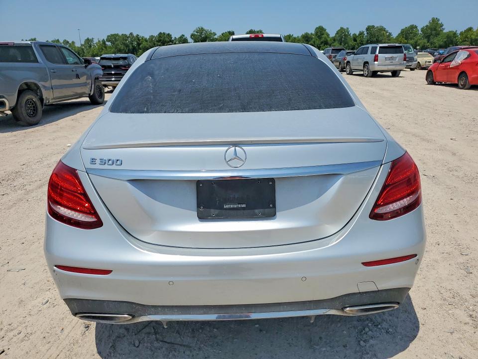 Photo 6 from auction – 2018 MERCEDES-BENZ E with VIN WDDZF4JB9JA354386