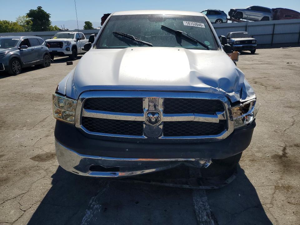 Photo 5 from auction – 2015 RAM 1500 with VIN 1C6RR7FT0FS772445