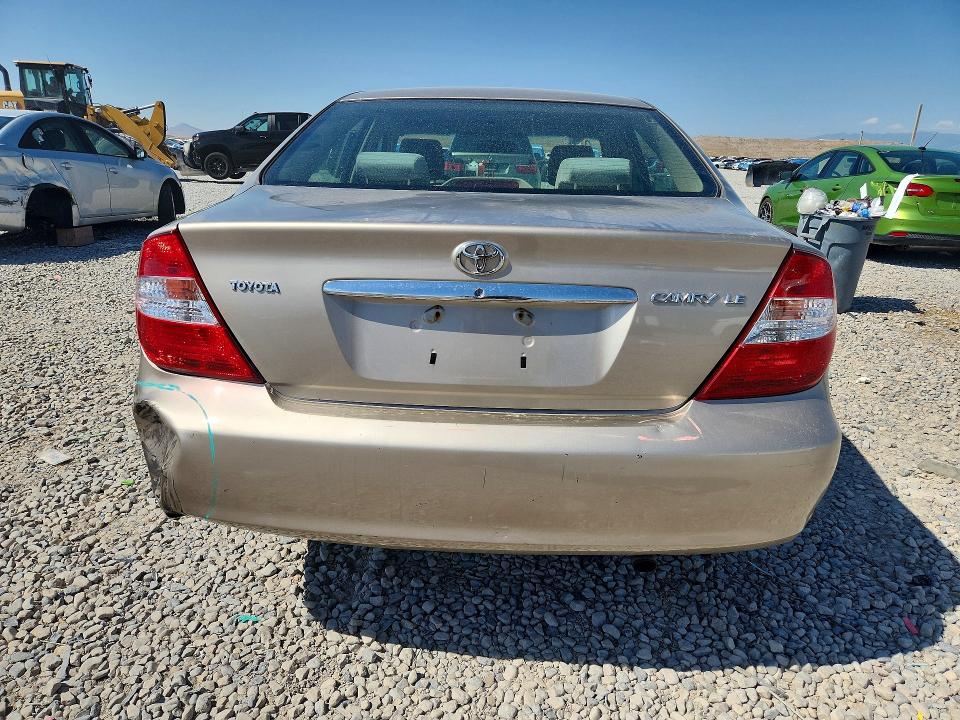 Photo 6 from auction – 2004 TOYOTA CAMRY with VIN JTDBE32K640266932