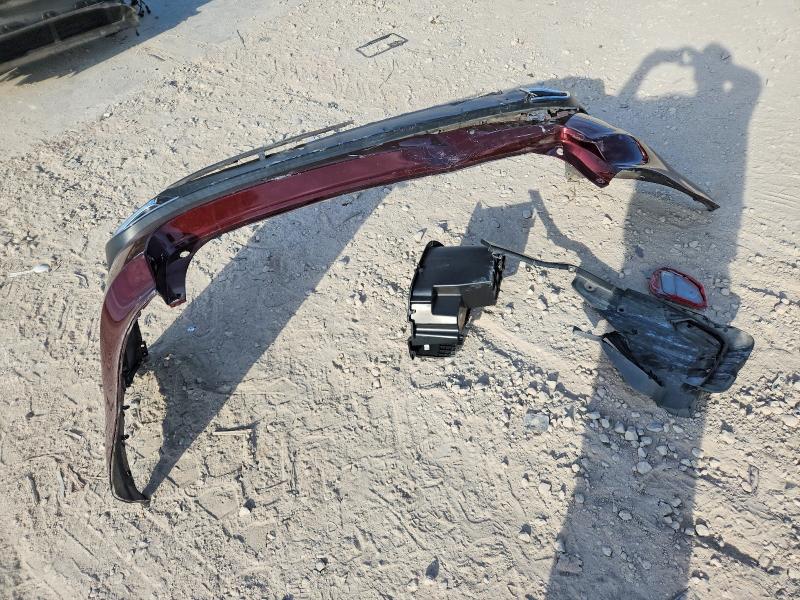 Photo 13 from auction – 2018 TOYOTA HIGHLANDER with VIN 5TDDZRFH6JS865742
