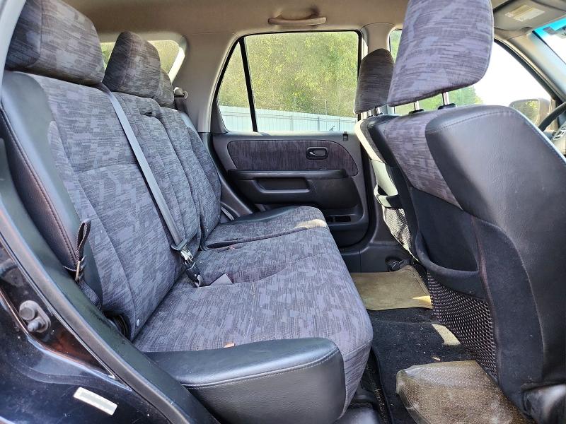 Photo 11 from auction – 2002 HONDA CR-V with VIN JHLRD68432C009964