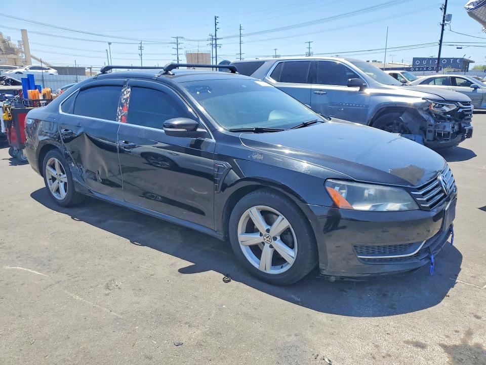 Photo 4 from auction – 2013 VOLKSWAGEN PASSAT with VIN 1VWBP7A3XDC120752