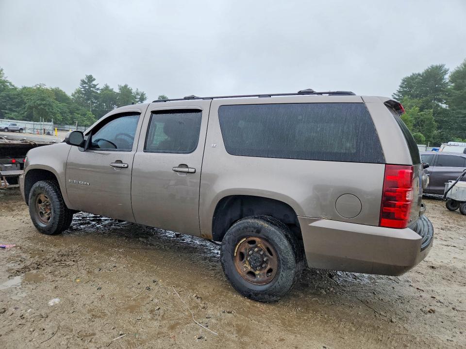 Photo 2 from auction – 2013 CHEVROLET SUBURBAN with VIN 1GNWKMEG3DR264727