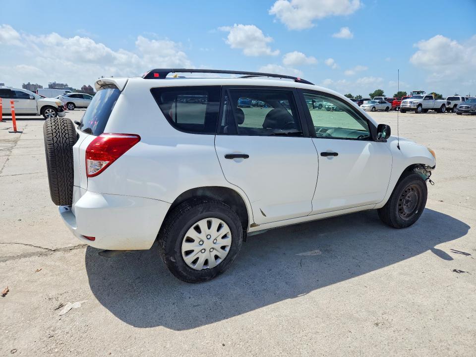 Photo 3 from auction – 2006 TOYOTA RAV4 with VIN JTMZD33V666000997