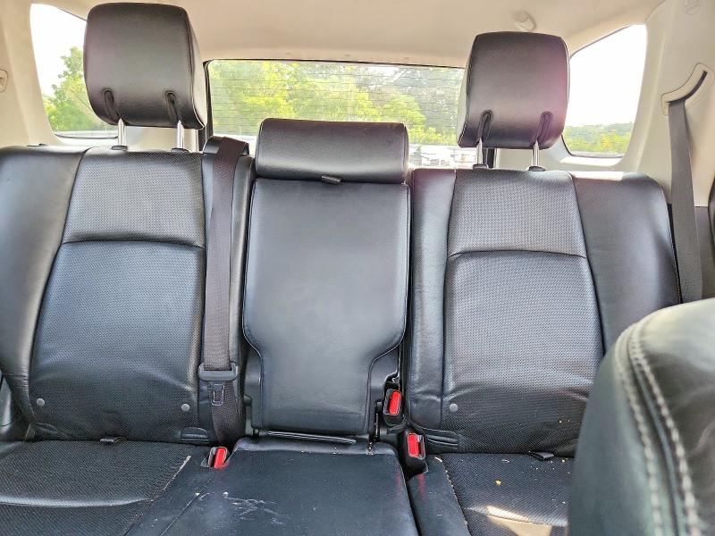 Photo 10 from auction – 2015 TOYOTA 4RUNNER with VIN JTEBU5JR2F5204894