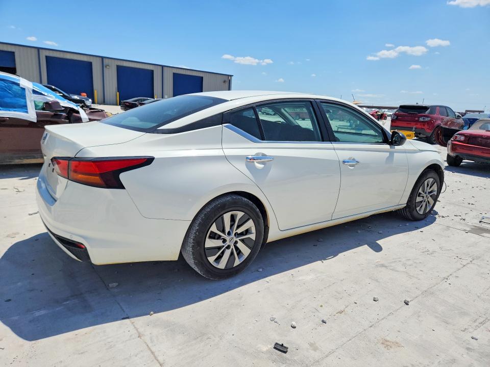 Zdjęcie 3 z aukcji – 2024 NISSAN ALTIMA z VIN 1N4BL4BV1RN434272