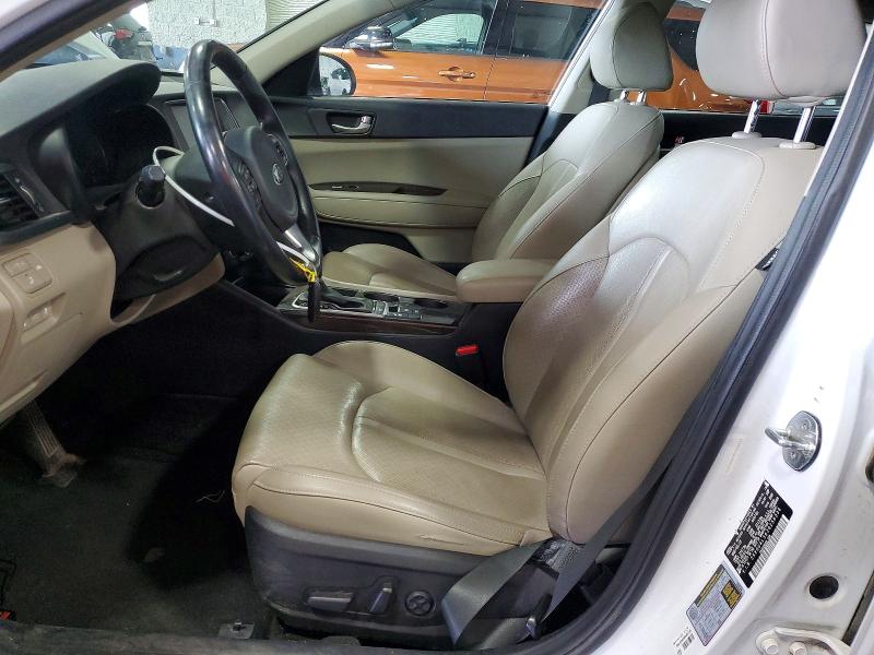 Фото 7 с аукциона – 2018 KIA OPTIMA с VIN 5XXGU4L36JG256336