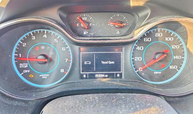 Photo 9 from auction – 2017 CHEVROLET CRUZE with VIN 1G1BE5SM5H7188789