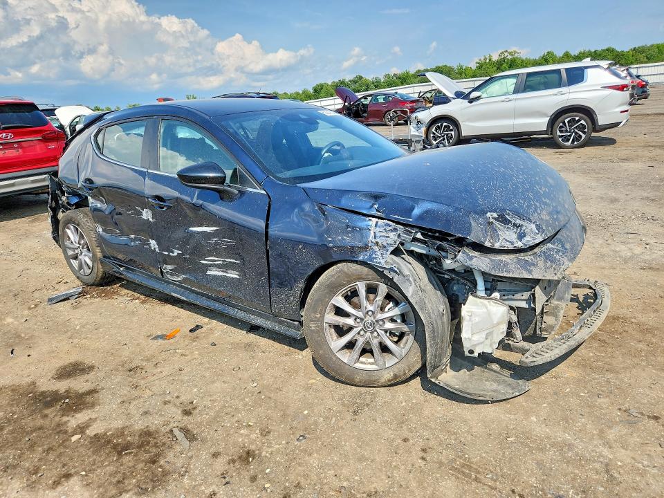 Photo 4 from auction – 2021 MAZDA 3 with VIN JM1BPAJL9M1318816