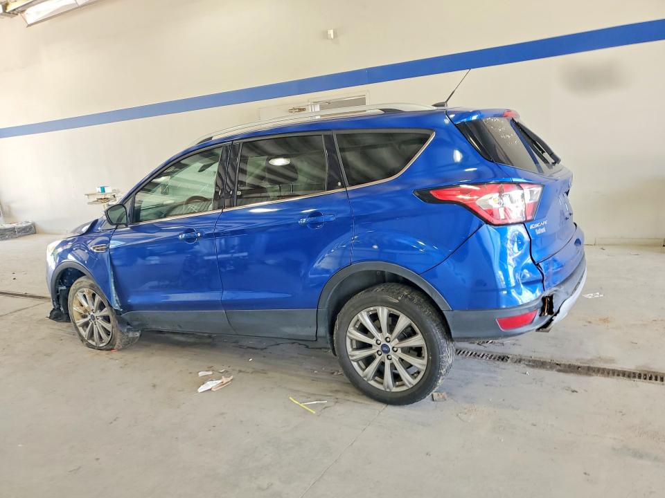 Foto 2 de la subasta – 2017 FORD ESCAPE con VIN 1FMCU0J99HUE43889