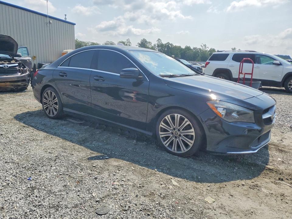 Photo 4 from auction – 2018 MERCEDES-BENZ CLA with VIN WDDSJ4EB4JN682785