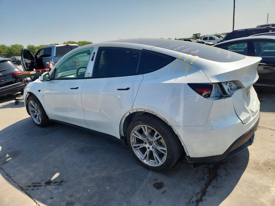 Photo 2 from auction – 2023 TESLA MODEL  Y with VIN 7SAYGDED5PF923140