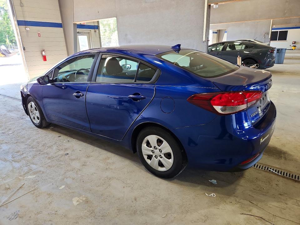 Photo 2 from auction – 2018 KIA FORTE with VIN 3KPFK4A71JE190228