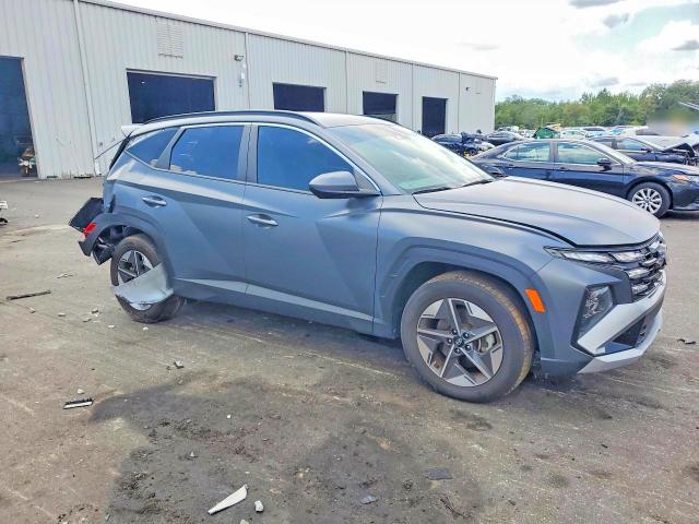 Photo 4 from auction – 2025 HYUNDAI TUCSON with VIN 5NMJB3DE2SH448605