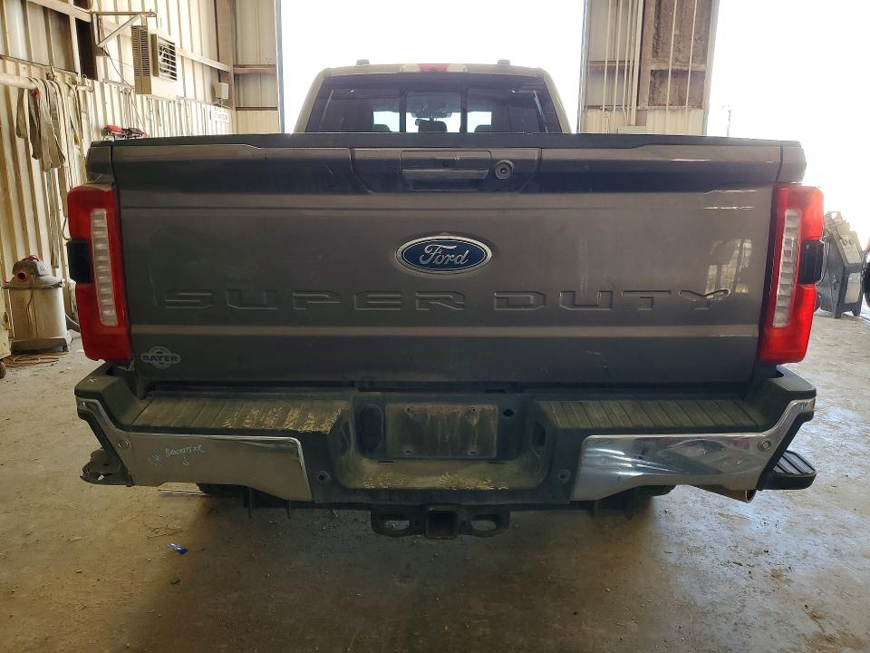 Photo 6 from auction – 2023 FORD F350 with VIN 1FT8W3BNXPEC49317