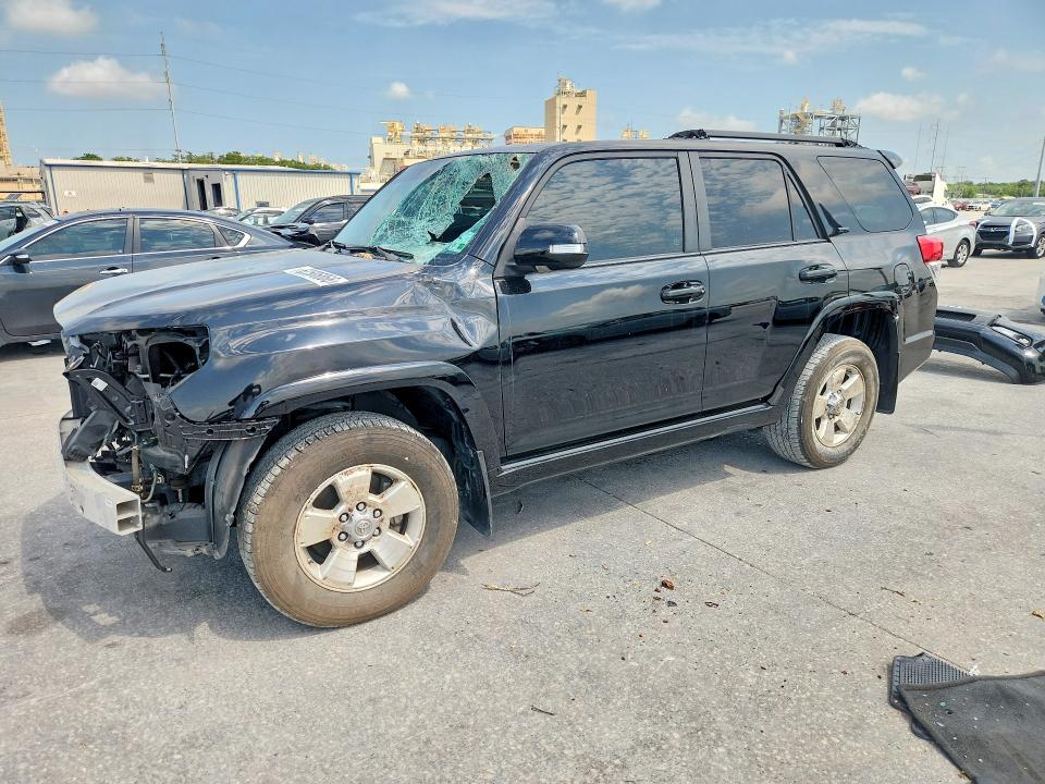 TOYOTA 4RUNNER 2011 with VIN JTEZU5JR3B5028172 - Photo from auction