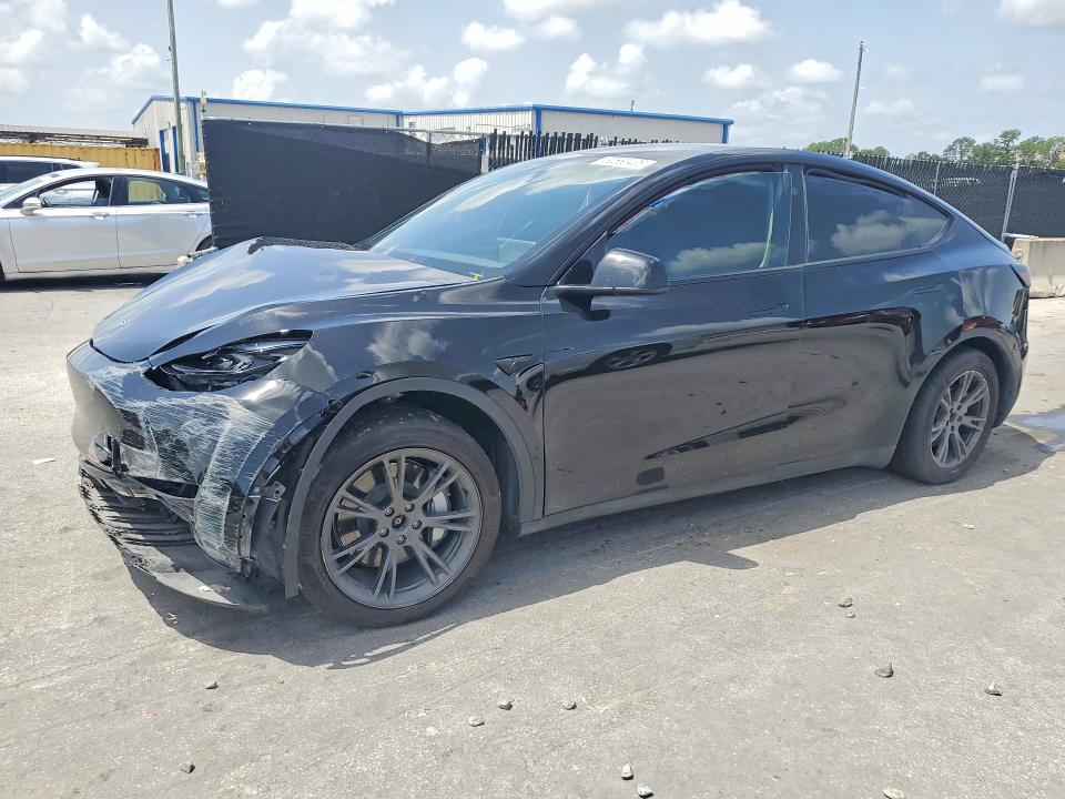 TESLA MODEL Y 2025 with VIN 7SAYGAEE5SF296875 - Photo from auction