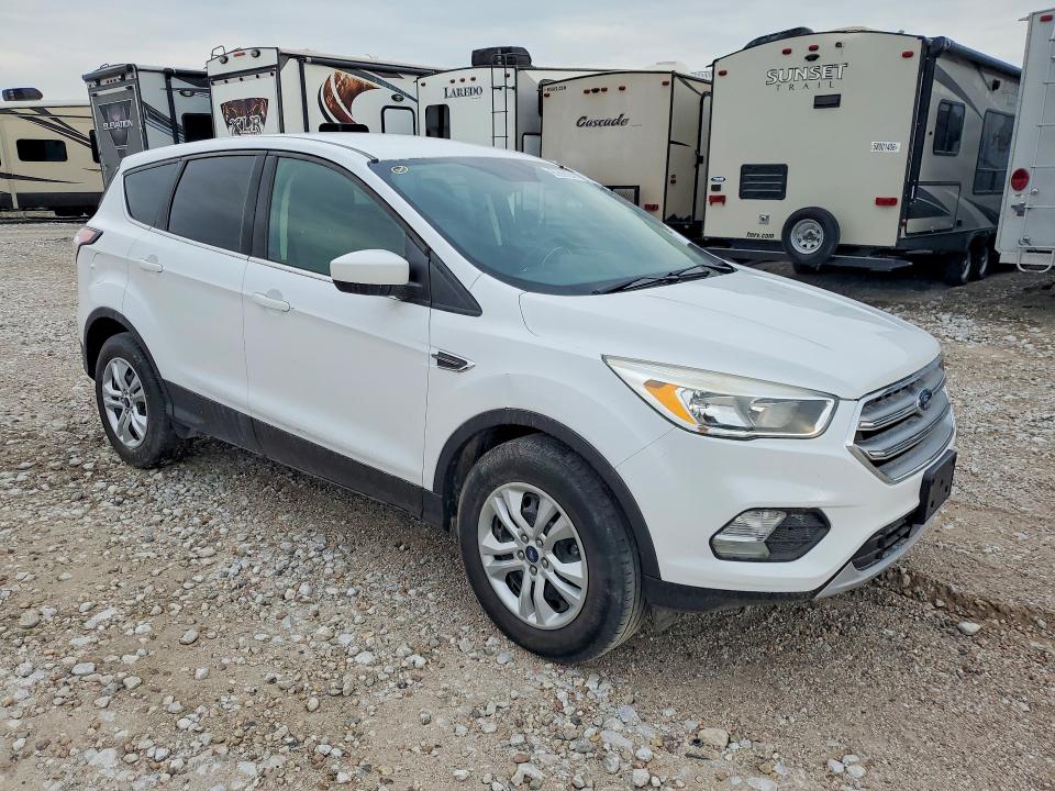 Photo 4 from auction – 2017 FORD ESCAPE with VIN 1FMCU9GD5HUE55814