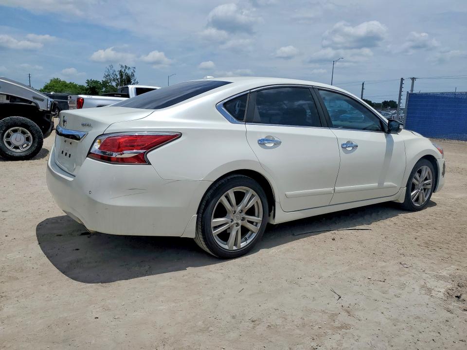 Photo 3 from auction – 2015 NISSAN ALTIMA with VIN 1N4BL3AP7FC592992