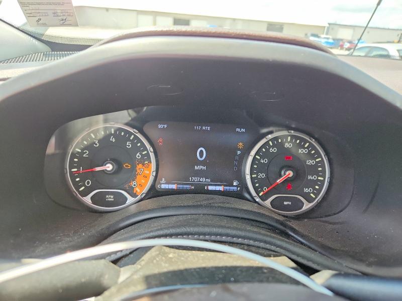 Photo 9 from auction – 2016 JEEP RENEGADE with VIN ZACCJBDT1GPC51298