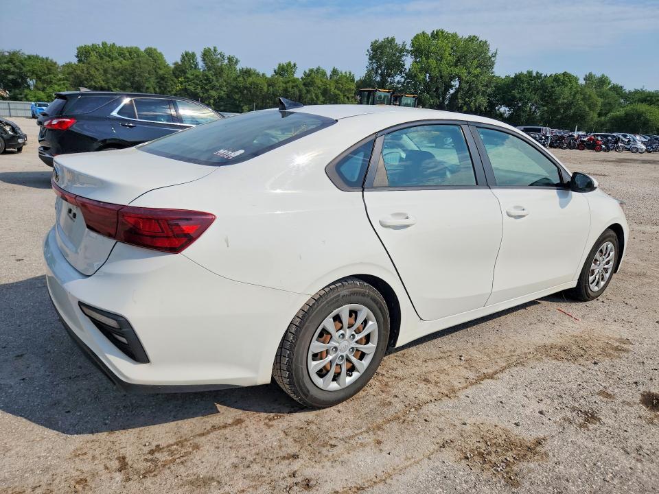 Photo 3 from auction – 2019 KIA FORTE with VIN 3KPF24AD8KE138263