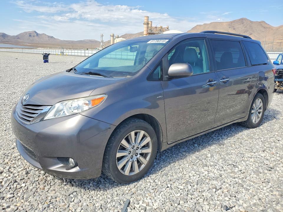 TOYOTA SIENNA 2017 with VIN 5TDDZ3DC1HS146767 - Photo from auction