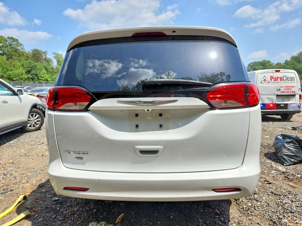 Photo 6 from auction – 2022 CHRYSLER VOYAGER with VIN 2C4RC1CG2NR144367