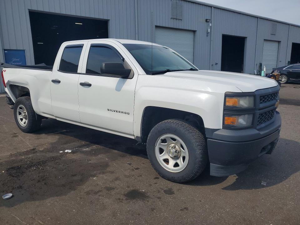 Снимка 4 от търг – 2015 CHEVROLET SILVERADO с VIN 1GCVKPEH6FZ286917