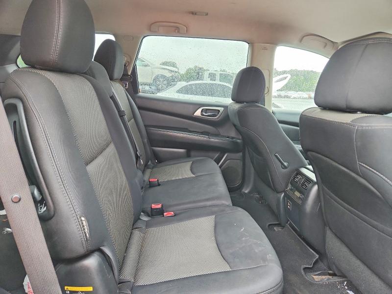 Photo 11 from auction – 2018 NISSAN PATHFINDER with VIN 5N1DR2MN3JC638053