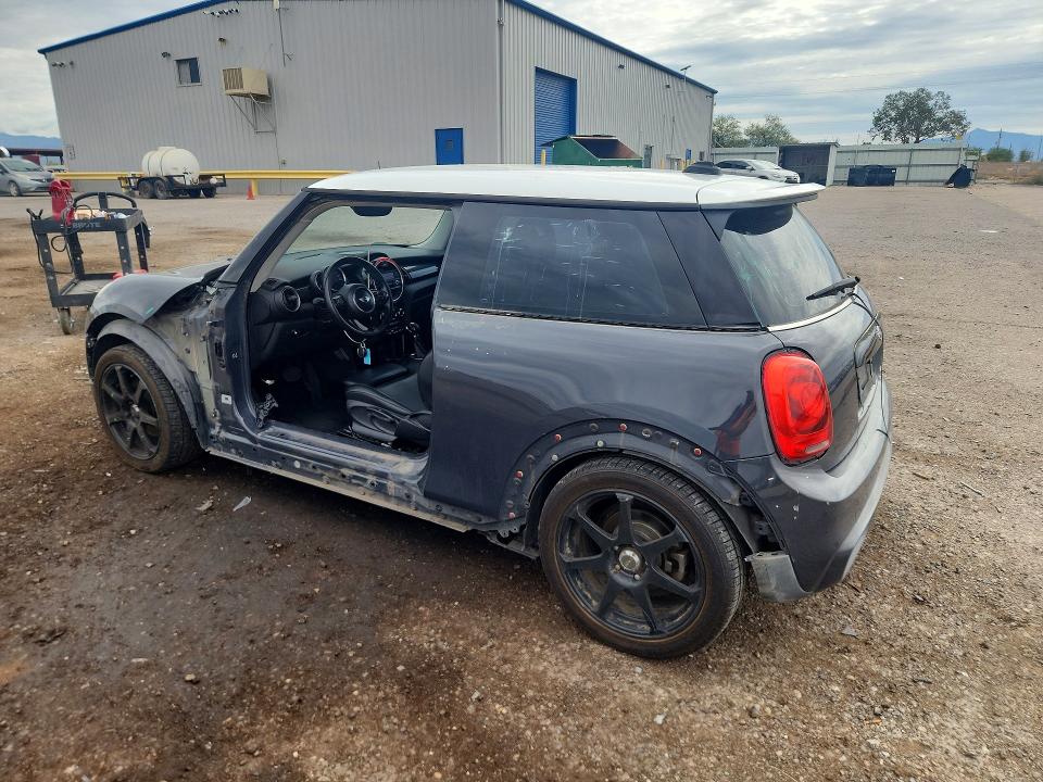 Снимка 2 от търг – 2015 MINI COOPER с VIN WMWXP7C55F2A33468