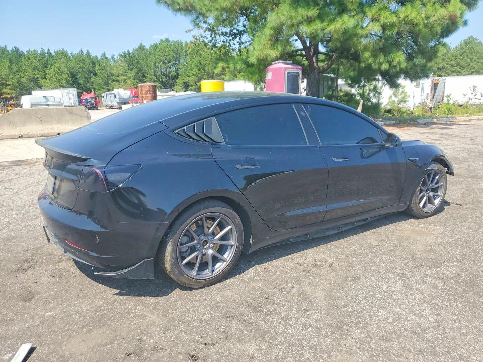 Photo 3 from auction – 2022 TESLA MODEL 3 with VIN 5YJ3E1EA2NF187191
