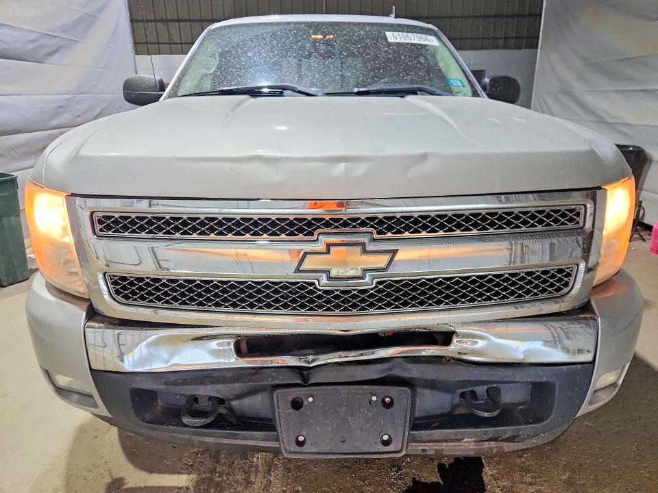 Photo 5 from auction – 2010 CHEVROLET SILVERADO with VIN 1GCSKSE33AZ232204