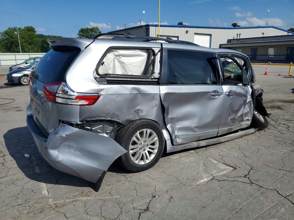 Photo 3 from auction – 2015 TOYOTA SIENNA with VIN 5TDYK3DC4FS651043