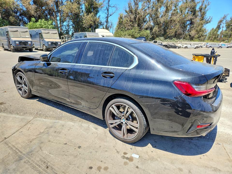 Photo 2 from auction – 2021 BMW 330E with VIN 3MW5P7J0XM8C14589