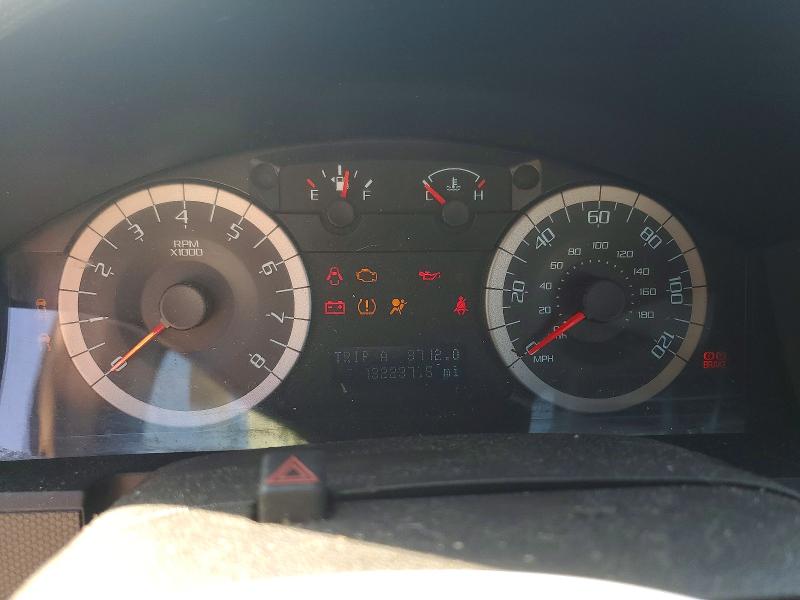 Photo 9 from auction – 2011 FORD ESCAPE with VIN 1FMCU9D73BKC11581
