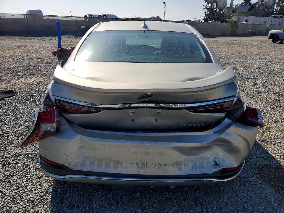 Photo 6 from auction – 2021 LEXUS ES with VIN 58ADA1C15MU001849