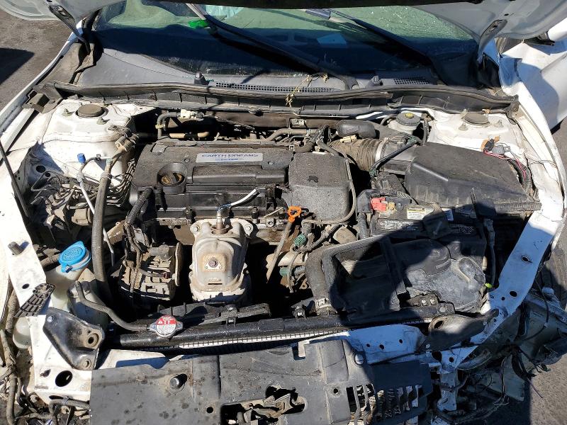 Photo 11 from auction – 2014 HONDA ACCORD with VIN 1HGCR2F34EA222592
