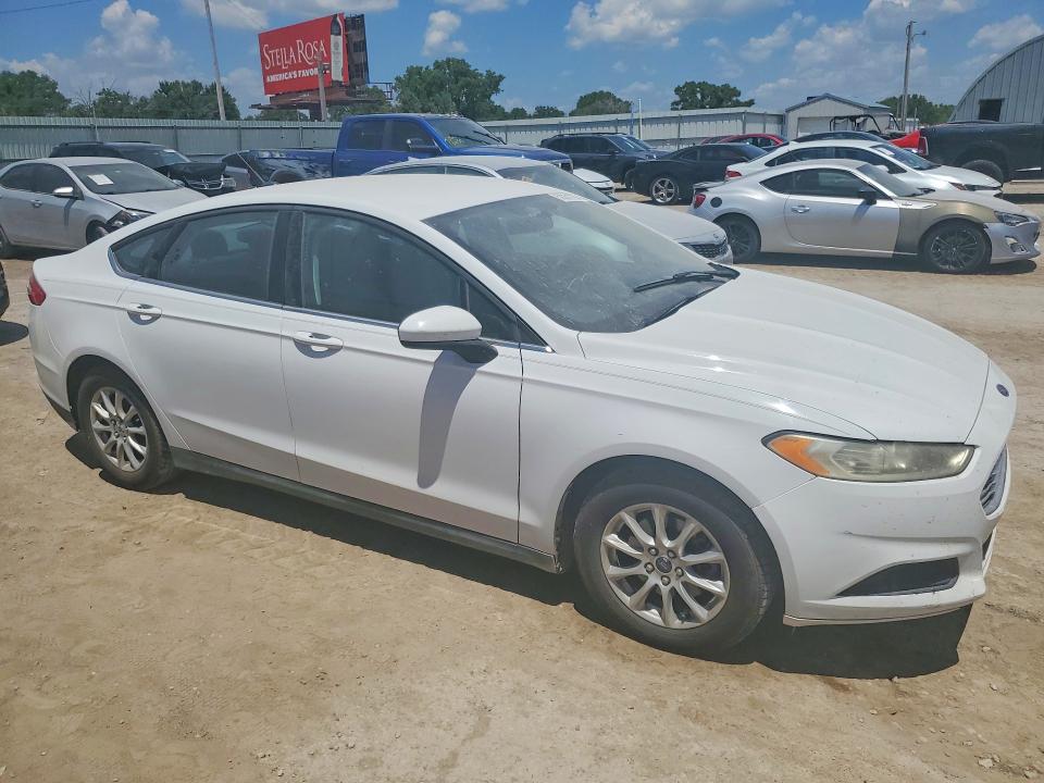Photo 4 from auction – 2016 FORD FUSION with VIN 3FA6P0G71GR396299