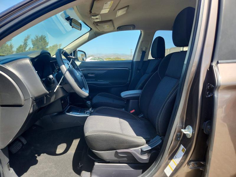 Photo 7 from auction – 2019 MITSUBISHI OUTLANDER with VIN JA4AD2A33KZ008082