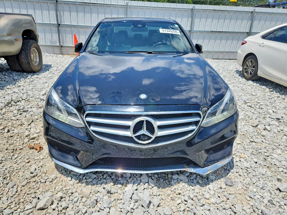 Photo 5 from auction – 2016 MERCEDES-BENZ E with VIN WDDHF8JB9GB234058